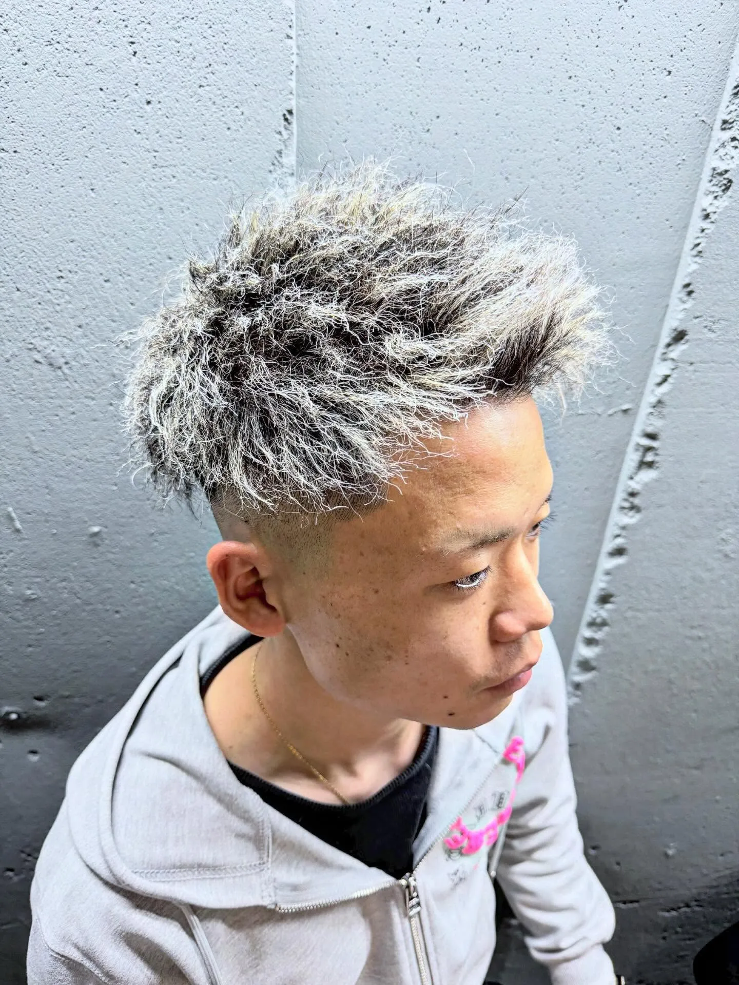 福岡・天神でメンズパーマ迷ってる人✂️